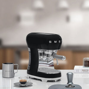 Smeg Retro Espresso Machine (Open Box) — Black