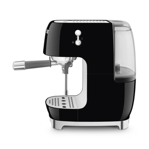 Smeg Espresso Machine with Cold Brew — Black