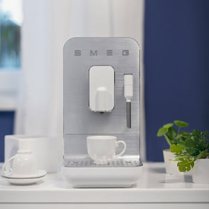 Smeg Super-Automatic Espresso Machine with Steam Wand — Matte White